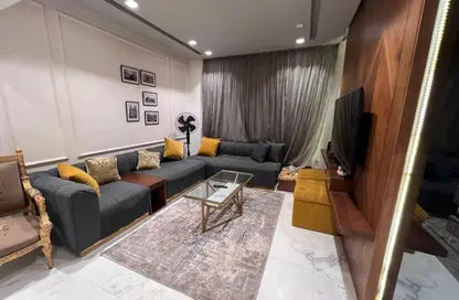 Apartment - 1 Bedroom - 2 Bathrooms for rent in Abd Al Aziz Aal Seoud St. - El Manial - Hay El Manial - Cairo