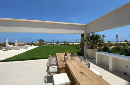 Villa - 5 Bedrooms - 5 Bathrooms for sale in Beit Al Bahr - Sidi Heneish - North Coast