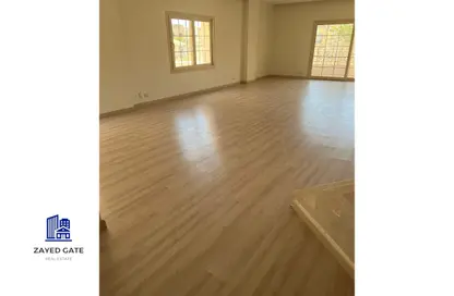 Duplex - 4 Bedrooms - 3 Bathrooms for rent in 5th District - Sheikh Zayed City - Giza