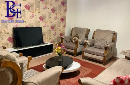 Apartment - 3 Bedrooms - 3 Bathrooms for rent in 8th District - Sheikh Zayed City - Giza