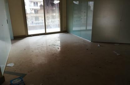 Office Space - Studio - 2 Bathrooms for rent in Gameat Al Dewal Al Arabeya St. - Mohandessin - Giza