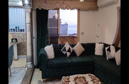 Apartment - 3 Bedrooms - 2 Bathrooms for rent in Mostafa Kamel St. - Cleopatra - Hay Sharq - Alexandria