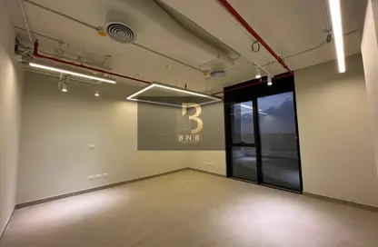 Office Space - Studio - 2 Bathrooms for rent in Hyde Park - 5th Settlement Compounds - The 5th Settlement - New Cairo City - Cairo