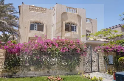 Villa - 5 Bedrooms - 4 Bathrooms for sale in Al Safwa - 26th of July Corridor - 6 October City - Giza