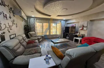 Apartment - 2 Bedrooms - 1 Bathroom for sale in 10th Sector - Zahraa El Maadi - Hay El Maadi - Cairo