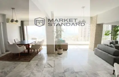 شقة - 3 غرف نوم - 3 حمامات للبيع في شارع بهاء الدين قراقوش - الزمالك - القاهرة