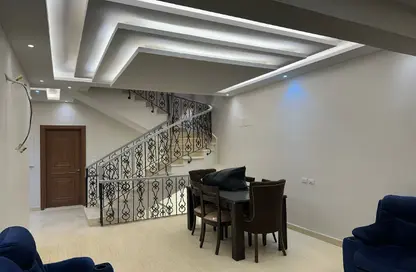 فيلا - 6 غرف نوم - 3 حمامات للايجار في شارع ابو حنيفة النعمان - الرحاب المرحلة الأولى - الرحاب - مدينة القاهرة الجديدة - القاهرة