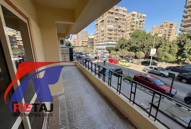 8055022 - Property Image 2