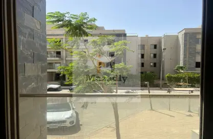 Apartment - 3 Bedrooms - 2 Bathrooms for sale in Galleria Moon Valley - South Investors Area - New Cairo City - Cairo