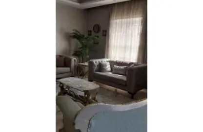 شقة - 2 غرف نوم - 2 حمامات للبيع في فيلدج جيت - المستثمرين الجنوبية - مدينة القاهرة الجديدة - القاهرة