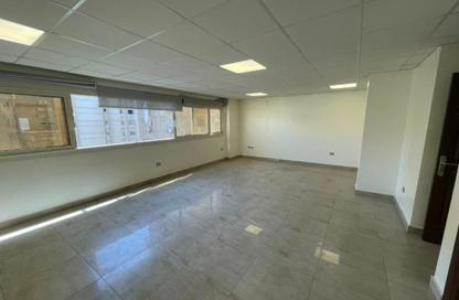 Co-Working Space - Studio - 4 Bathrooms for rent in Shehab St. - Mohandessin - Giza