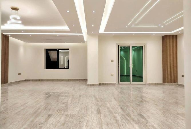 8337069 - Property Image 3