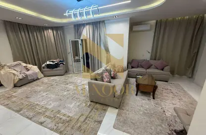 شقة - 3 غرف نوم - 2 حمامات للايجار في السياحية الاولى - التوسعات الشمالية - مدينة 6 أكتوبر - الجيزة