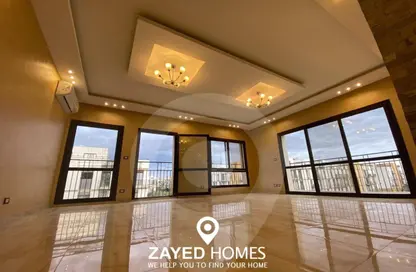 شقة - 2 غرف نوم - 3 حمامات للايجار في ذا كورت ياردز - كمبوندات الشيخ زايد - الشيخ زايد - الجيزة