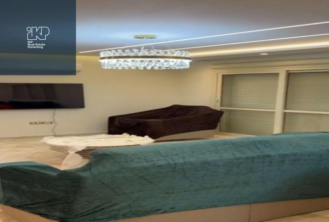 8016965 - Property Image 2