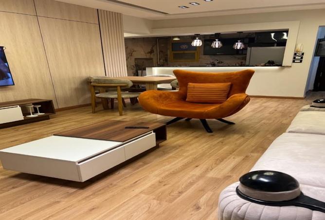 8281123 - Property Image 3