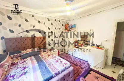 شقة - 4 غرف نوم - 1 حمام للبيع في المندرة - حي ثان المنتزة - الاسكندرية