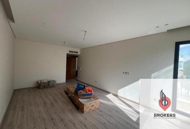 8377712 - Property Image 2