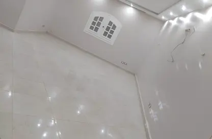 Apartment - 2 Bedrooms - 1 Bathroom for rent in El Banafseg 2 - El Banafseg - New Cairo City - Cairo