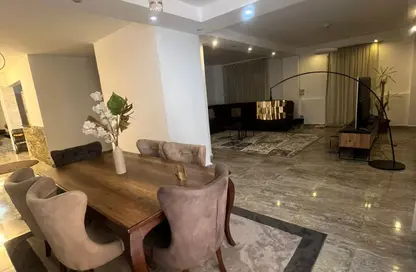 دوبلكس - 5 غرف نوم - 2 حمامات للبيع في الحي الخامس - مدينة 6 أكتوبر - الجيزة