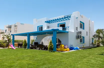 Chalet - 3 Bedrooms - 3 Bathrooms for sale in Mountain View - Ras Al Hekma - North Coast