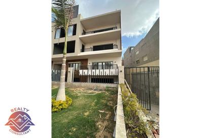 Apartment - 4 Bedrooms - 3 Bathrooms for sale in West Golf Extension - El Katameya Compounds - El Katameya - New Cairo City - Cairo