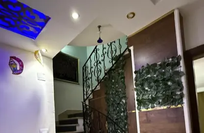 Duplex - 4 Bedrooms - 2 Bathrooms for sale in Quraish St. - 6th Zone - Nasr City - Cairo