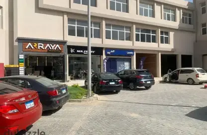 محل تجاري - استوديو - 2 حمامات للبيع في الكارما 4 - كمبوندات الشيخ زايد - الشيخ زايد - الجيزة