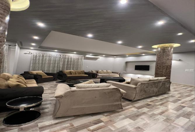 7988640 - Property Image 3