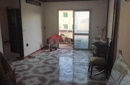 Apartment - 3 Bedrooms - 2 Bathrooms for sale in Zahraa Madinet Nasr School St. - 10th District - Nasr City - Cairo