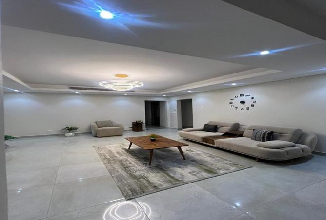 8193755 - Property Image 2