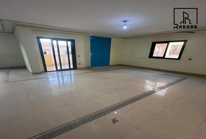 8428618 - Property Image 3