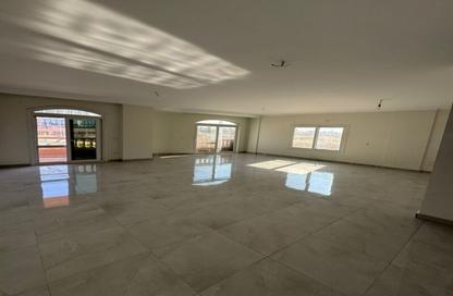 Apartment - 3 Bedrooms - 2 Bathrooms for rent in Touristic 1 - Northern Expansions - 6 October City - Giza