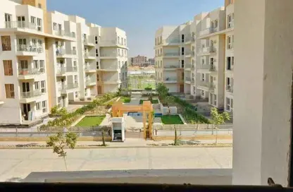 Apartment - 4 Bedrooms - 3 Bathrooms for sale in Mountain View iCity - 5th Settlement Compounds - The 5th Settlement - New Cairo City - Cairo