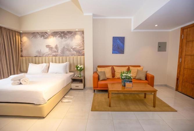 8054093 - Property Image 2