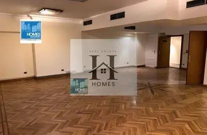 Apartment - 3 Bedrooms - 3 Bathrooms for sale in Street 263 - New Maadi - Hay El Maadi - Cairo