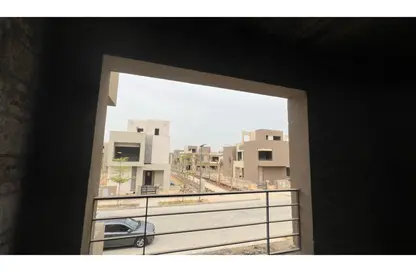 فيلا - 4 غرف نوم - 4 حمامات للبيع في ذا كراون - طريق مصر اسكندرية الصحراوي - مدينة 6 أكتوبر - الجيزة