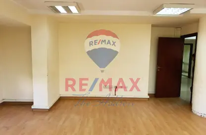 Office Space - Studio - 4 Bathrooms for rent in Masaken Sheraton - Sheraton Al Matar - El Nozha - Cairo