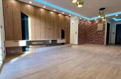 Apartment - 3 Bedrooms - 2 Bathrooms for sale in Madinaty - Cairo