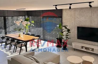 Villa - 7 Bedrooms - 7 Bathrooms for sale in Palm Hills Golf Extension - Al Wahat Road - 6 October City - Giza
