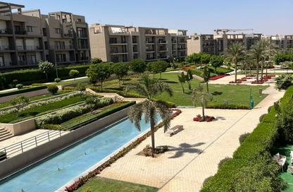 Apartment - 3 Bedrooms - 2 Bathrooms for sale in Villa Square - Fifth Square - The 5th Settlement - New Cairo City - Cairo