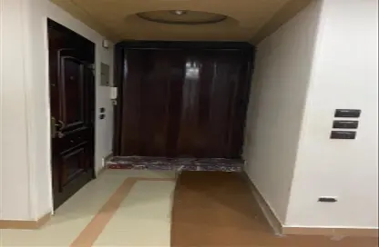 Apartment - 3 Bedrooms - 1 Bathroom for rent in Al Gamaa St. - Izbat Al Haganah - Nasr City - Cairo
