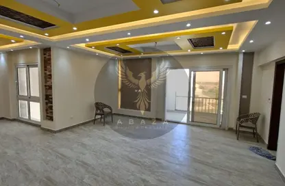 Apartment - 3 Bedrooms - 2 Bathrooms for rent in The Residences - Hyde Park - New Cairo City - Cairo