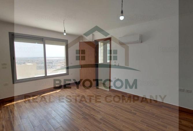 8020748 - Property Image 2