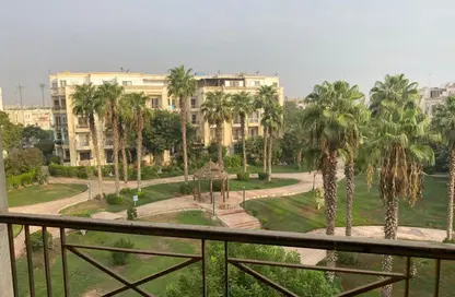 شقة - 3 غرف نوم - 2 حمامات للبيع في حدائق المهندسين - الحي الرابع - الشيخ زايد - الجيزة