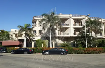 Apartment - 3 Bedrooms - 2 Bathrooms for sale in Aly Sharawy St. - Al Narges 5 - Al Narges - New Cairo City - Cairo