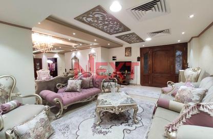 Apartment - 4 Bedrooms - 3 Bathrooms for sale in Laurent - Hay Sharq - Alexandria