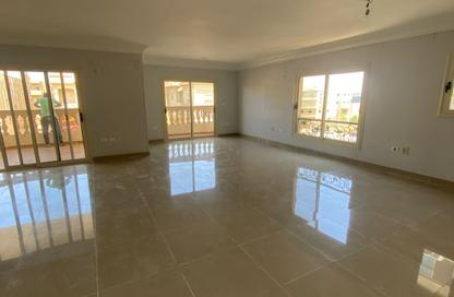 Apartment - 4 Bedrooms - 3 Bathrooms for rent in Touristic Zone 4 - Touristic Zone - Al Motamayez District - 6 October City - Giza