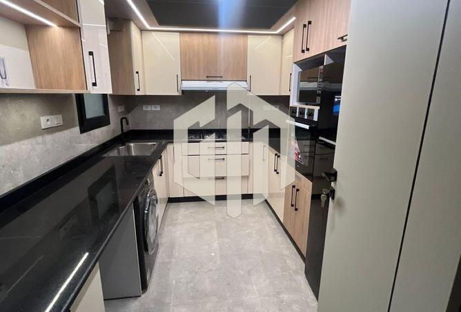 8121638 - Property Image 3