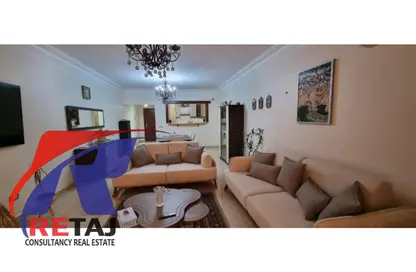 Apartment - 2 Bedrooms - 2 Bathrooms for rent in Salah Salem St. - Roxy - Heliopolis - Masr El Gedida - Cairo